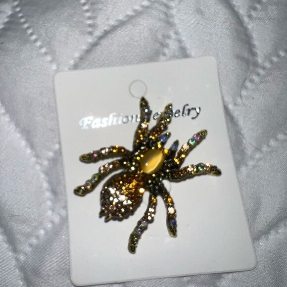 Champagne colored stone center of sparkle spider pin! New - Picture 3 of 6